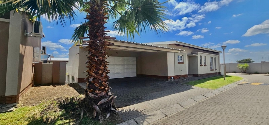 3 Bedroom Property for Sale in Waterval East North West